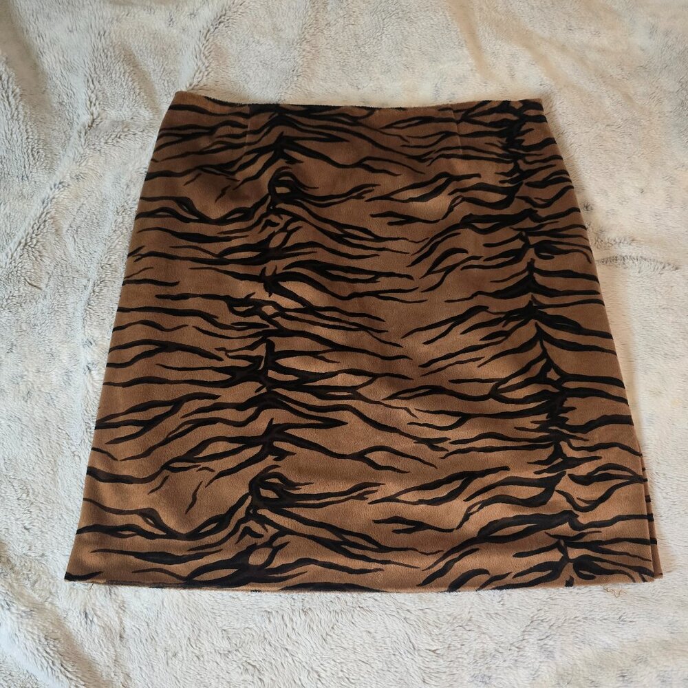 Tiger strip skirt